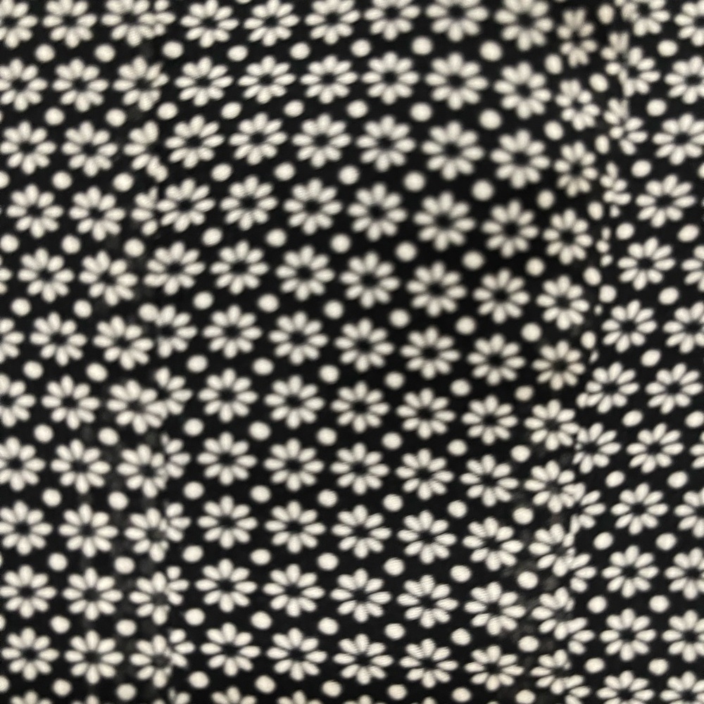 Nine West Women’s sleeveless shirt, Size 8 - Picture 4 of 9